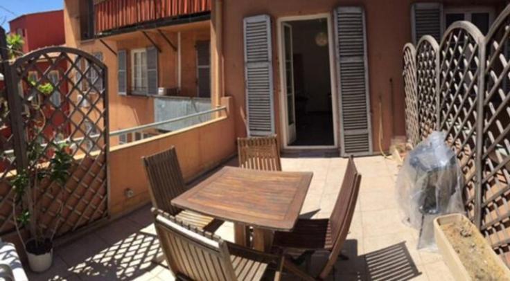 Big White Apartment Nice Bagian luar foto
